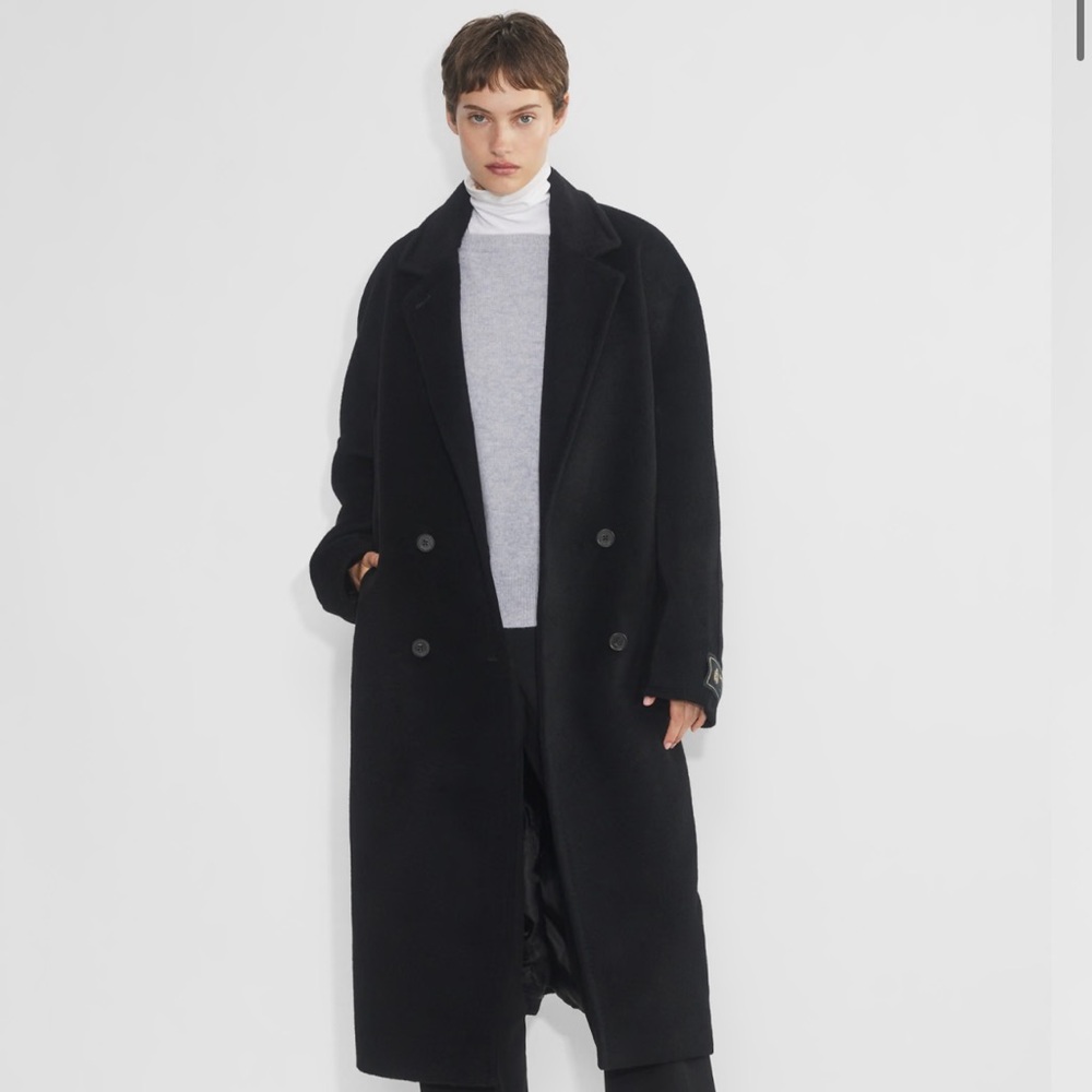 Aritzia Babaton Slouch Coat | Size Small | Like new | Black